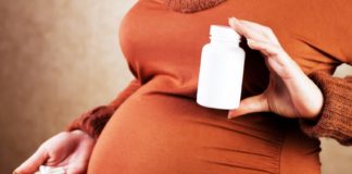 Pregnant mothers takes pills to bleach skin of unborn babies