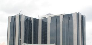 Nigeria fines 12 banks $1.3 billion for failing to meet loan target