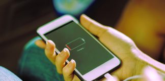 Nine things that are killing your phone battery