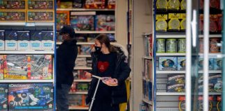 U.S. economy notches record growth in third quarter