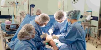 Vinmec performs its first total femoral replacement for world’s youngest cancer patient