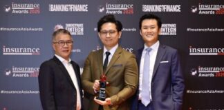 PROPEL with Singlife Wins Prestigious ‘Insurtech Initiative of the Year’ at the 10th Insurance Asia Awards