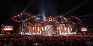8Wonder: Moments of Wonder: Where Music Pens the Spirit of a Flourishing Vietnam, and the Will to Soar