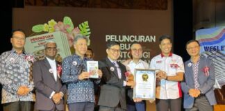 Wesley Methodist School Kuala Lumpur (International) Breaks Record with Unity Anthology, Enters Malaysia Book of Records