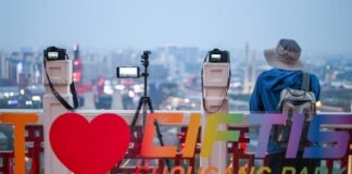 Services trade surges as China embraces smart technologies, openness