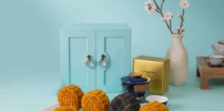 Bread Garden Unveils Sky-Blue Elegance: New Mooncake Collection Shines This Mid-Autumn Festival 2025