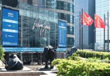 Hong Kong rises to world No.1 cross-boundary wealth hub