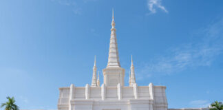 Cambodia Government and Church Leaders Celebrate Opening of Phnom Penh Temple